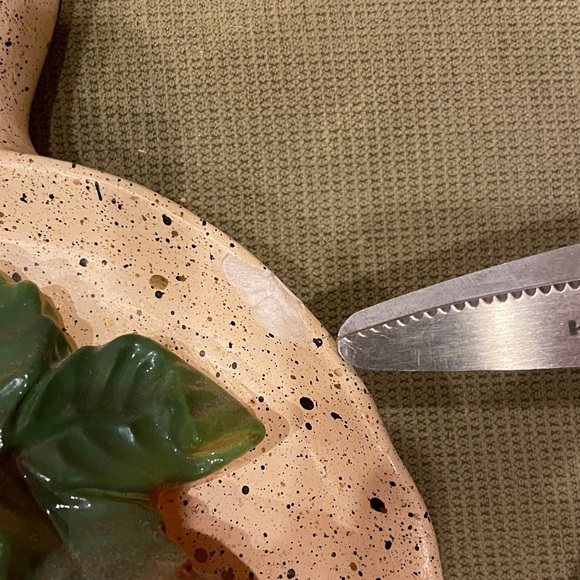 Vintage Fruit-Themed Ceramic Wall Decor - Set of 2 - Picture 3 of 7